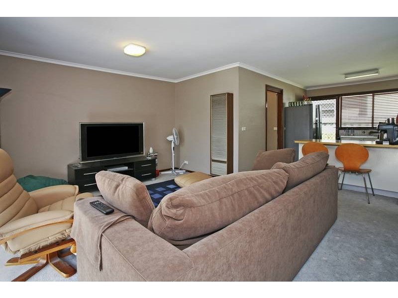 1&2/44 Marshall Street, Newtown VIC 3220