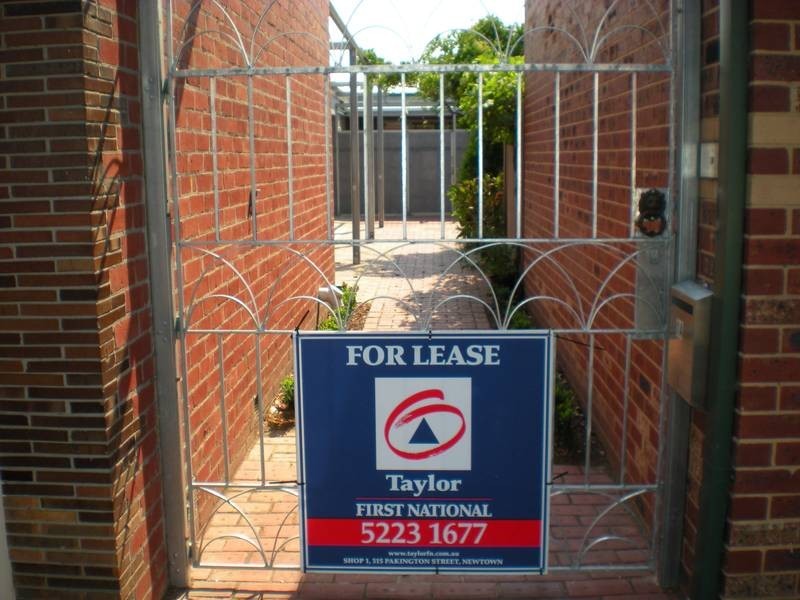 329 Pakington Street, Newtown VIC 3220