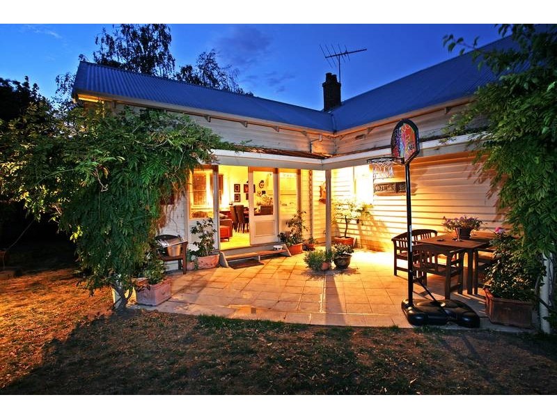 119 Aberdeen Street, Newtown VIC 3220