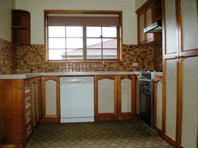 2/87 North Valley Rd, Highton VIC 3216