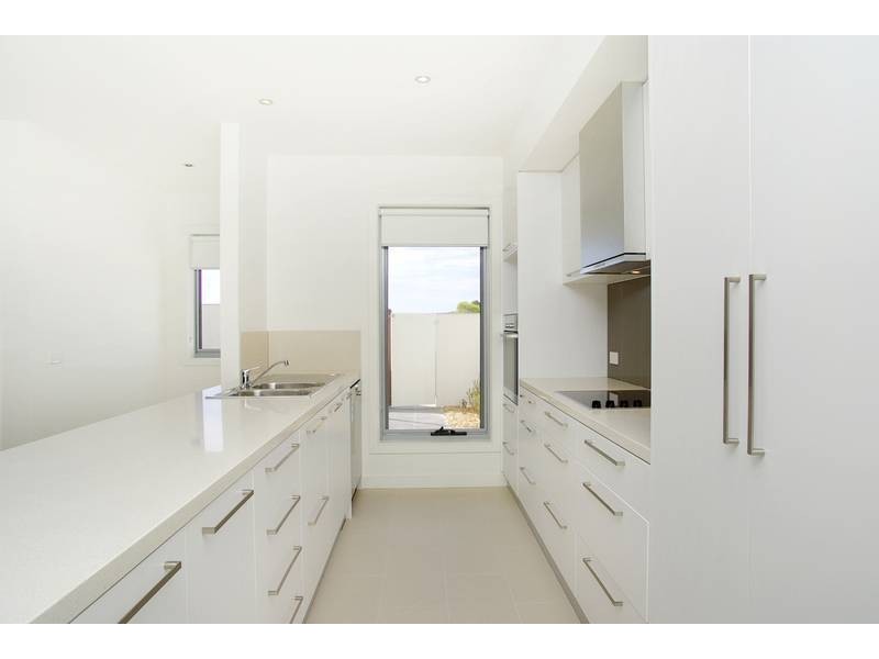 10/40-42 Percy St, Newtown VIC 3220