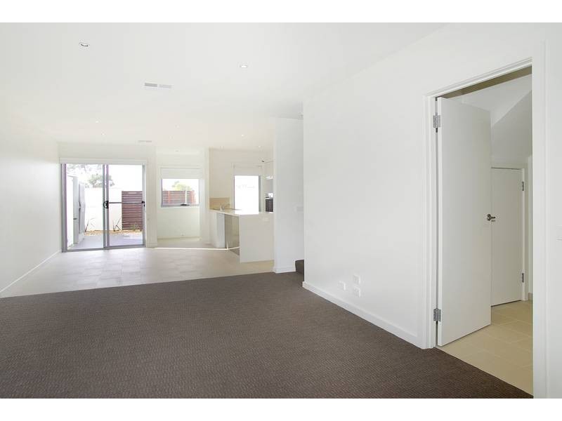 10/40-42 Percy St, Newtown VIC 3220