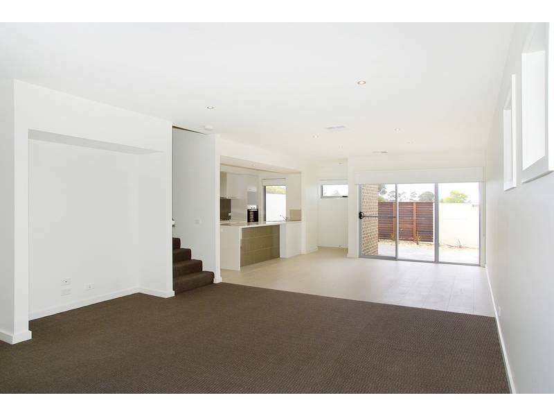 4/40-42 Percy St, Newtown VIC 3220