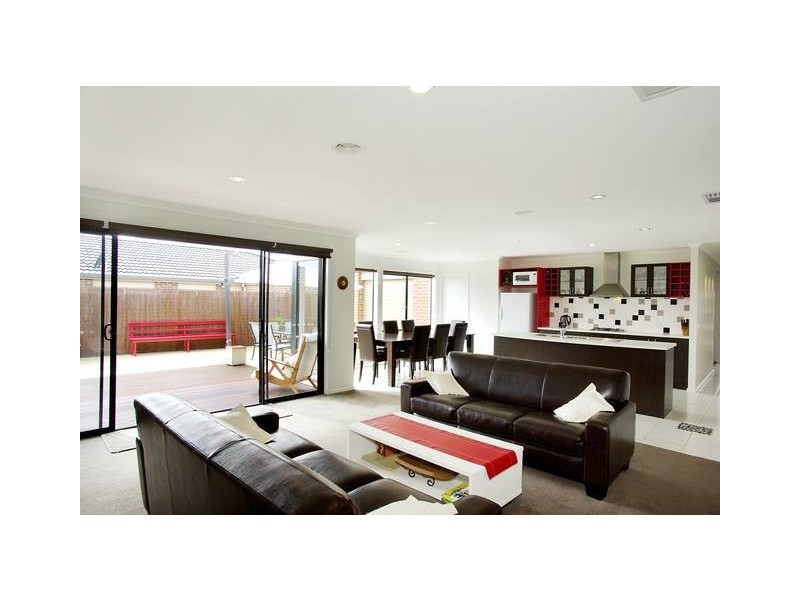 17 Wicklow Place, Grovedale VIC 3216