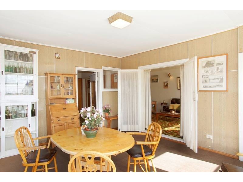 15 Royal Crescent, Hamlyn Heights VIC 3215