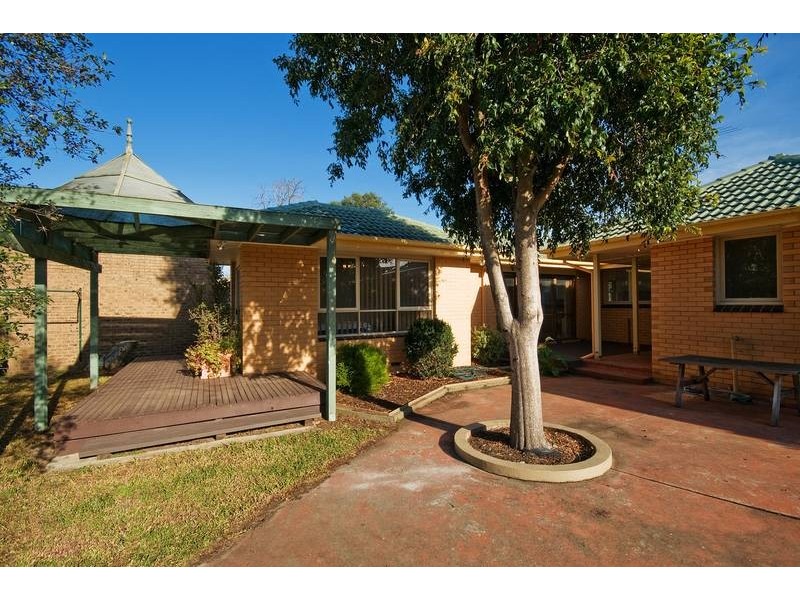 14 Glamis Street, Newtown VIC 3220