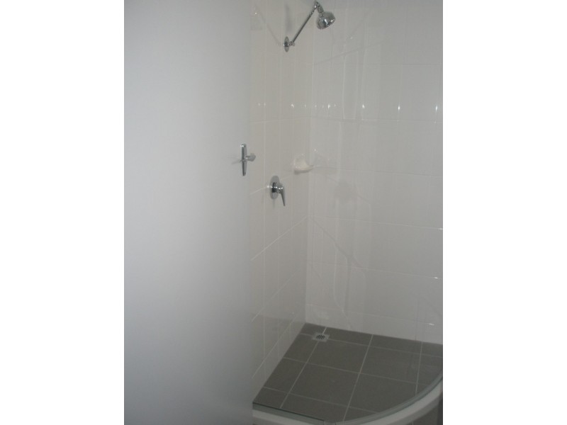 17 Roebuck Street, Newtown VIC 3220