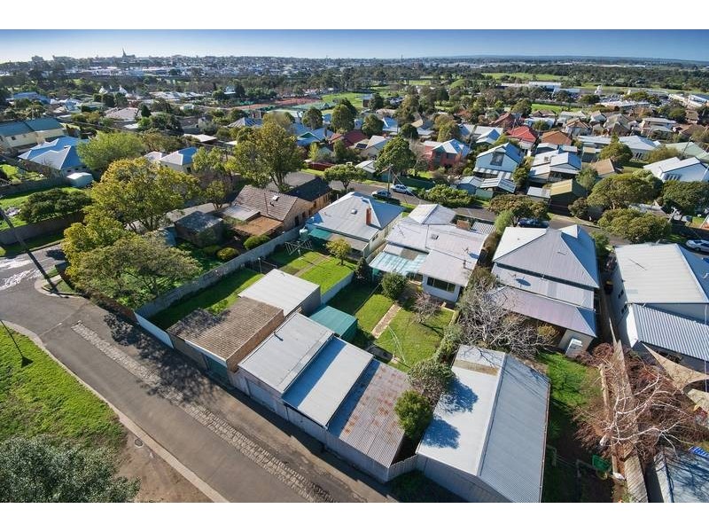 25a Seaview Parade, Belmont VIC 3216