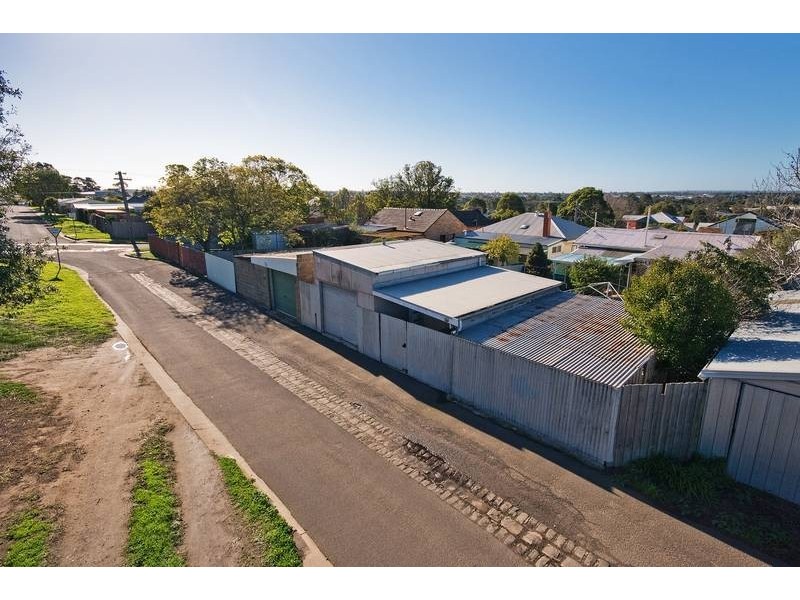 25a Seaview Parade, Belmont VIC 3216