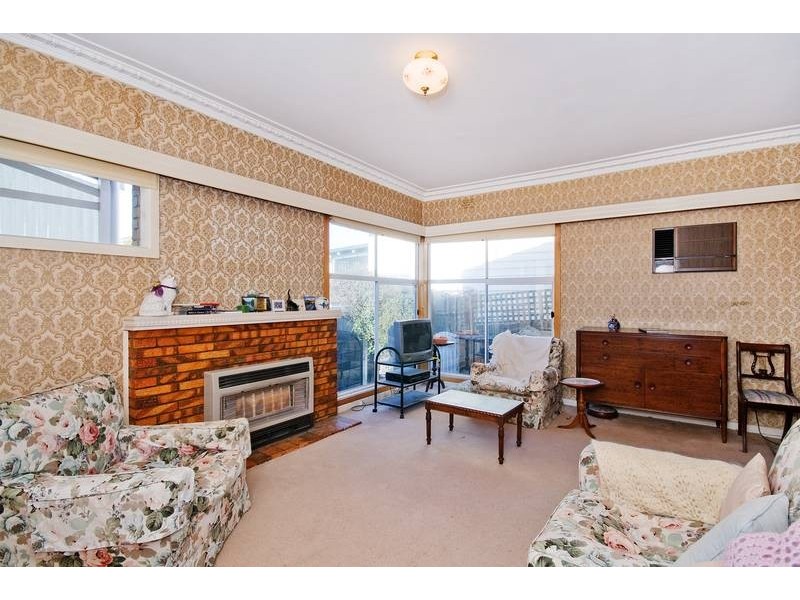 25a Seaview Parade, Belmont VIC 3216