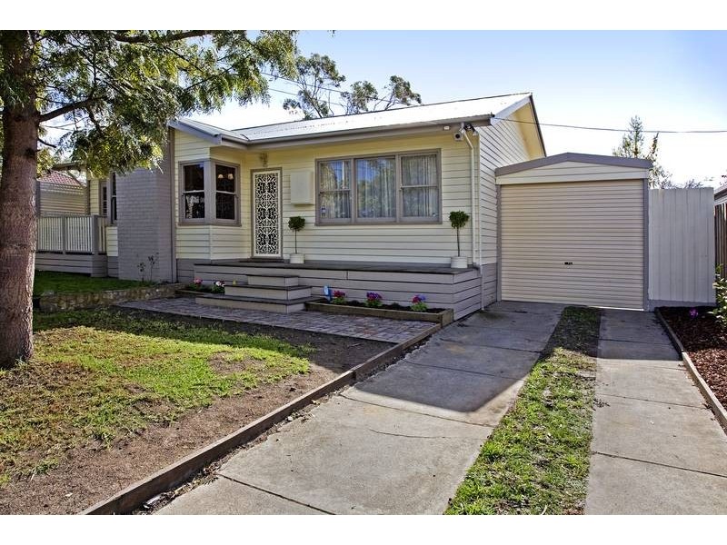 14 Summit Ave, Belmont VIC 3216