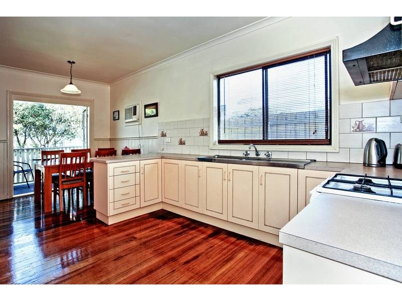 14 Summit Ave, Belmont VIC 3216