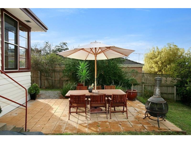 1A Lichen Grove, Highton VIC 3216