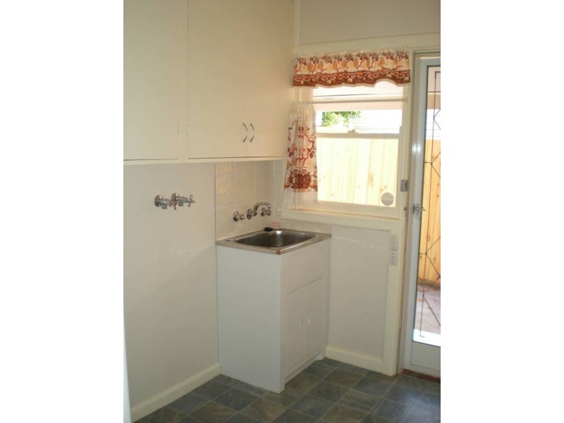 22 Nantes Street, Newtown VIC 3220