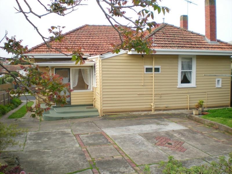 23 Upper Skene Street, Newtown VIC 3220