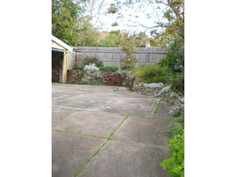 23 Upper Skene Street, Newtown VIC 3220