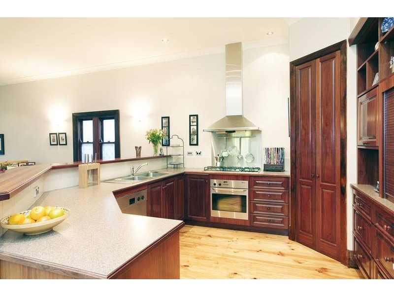 318 Shannon Avenue, Newtown VIC 3220