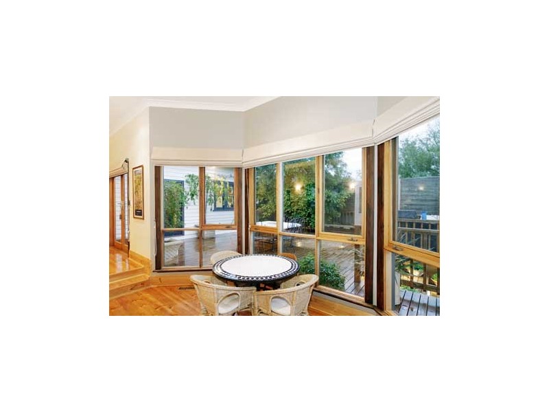 318 Shannon Avenue, Newtown VIC 3220