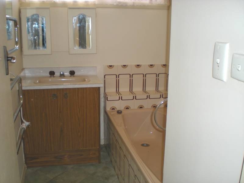 39 Springhurst Cresent, Grovedale VIC 3216