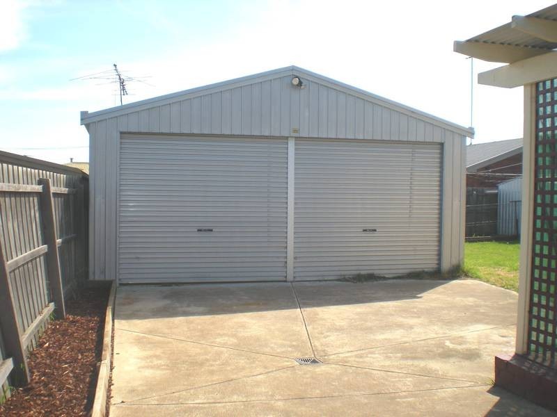 39 Springhurst Cresent, Grovedale VIC 3216