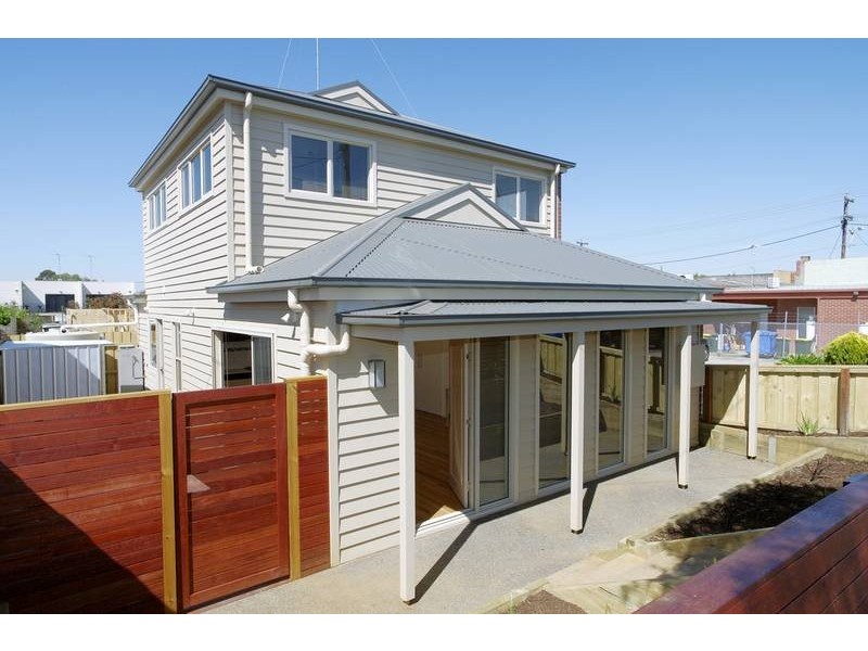 65 Bond Street, Newtown VIC 3220