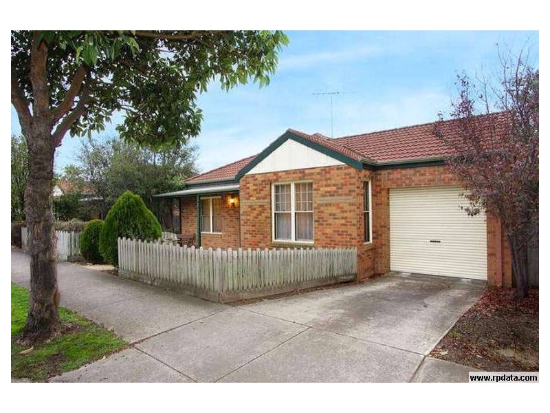 2/2 Upper Skene Street, Newtown VIC 3220