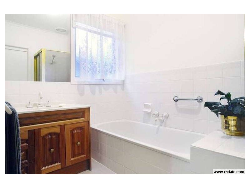 2/2 Upper Skene Street, Newtown VIC 3220