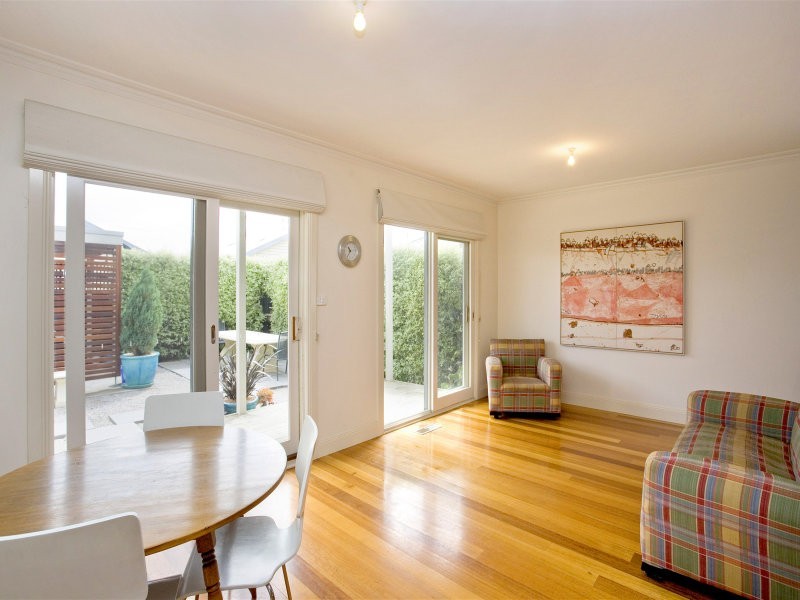 46 Bond Street, Newtown VIC 3220