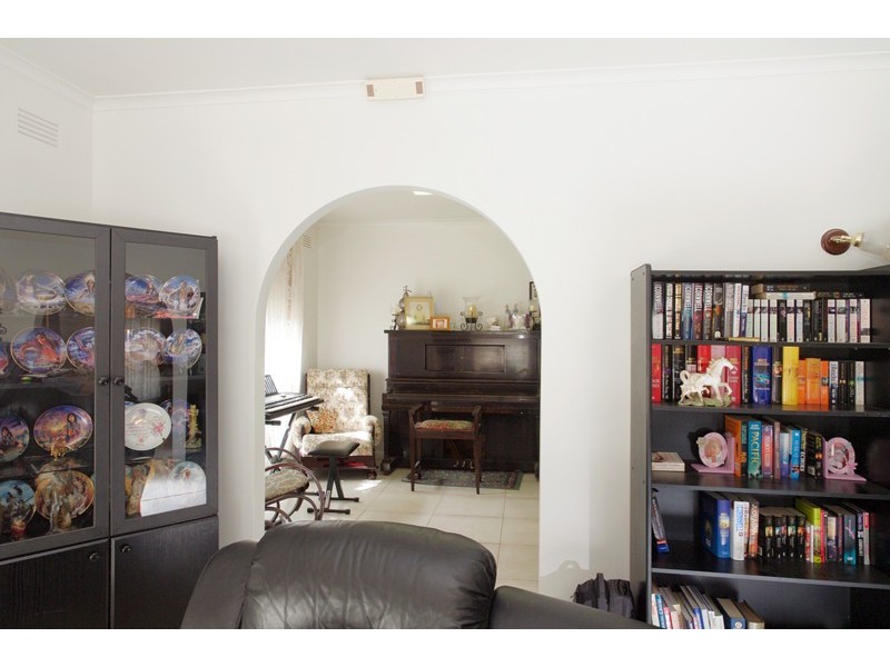 1 Currawong Court, Lara VIC 3212