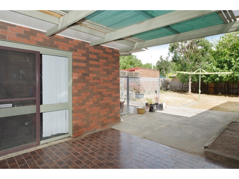 1 Currawong Court, Lara VIC 3212