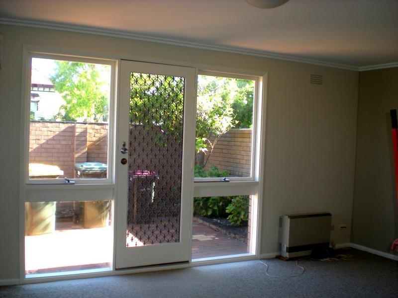 64 Villamanta Street, Geelong West VIC 3218
