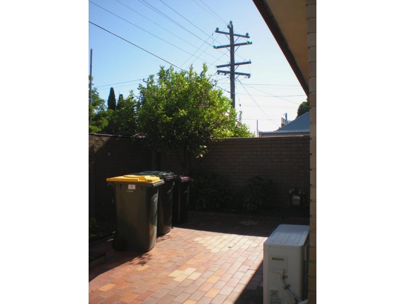64 Villamanta Street, Geelong West VIC 3218