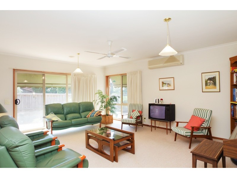 42 Glengate Street, Hamlyn Heights VIC 3215