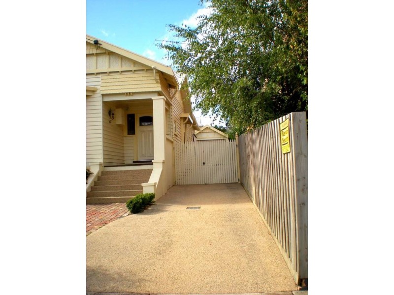 10 Austin Street, Newtown VIC 3220