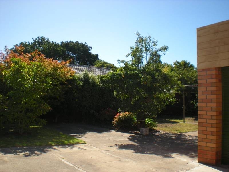 32 Sydneham Ave, Manifold Heights VIC 3218