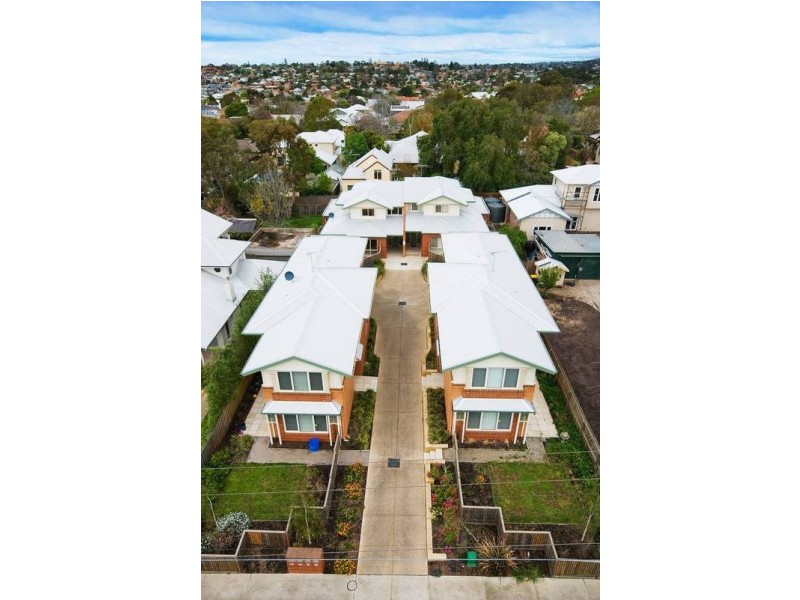 3/27 Roxby Street, Manifold Heights VIC 3218