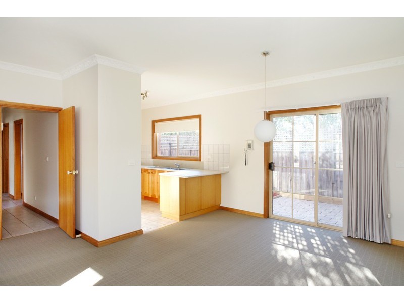 2/62 Marshall Street, Newtown VIC 3220