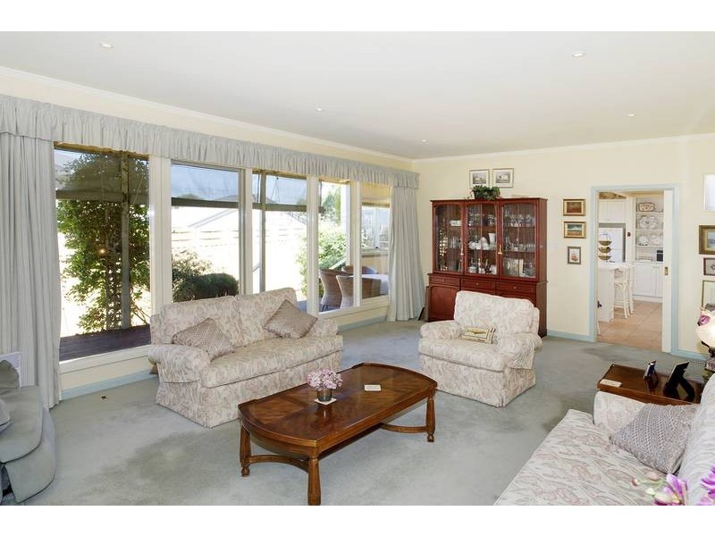 31 Vista Road, Newtown VIC 3220