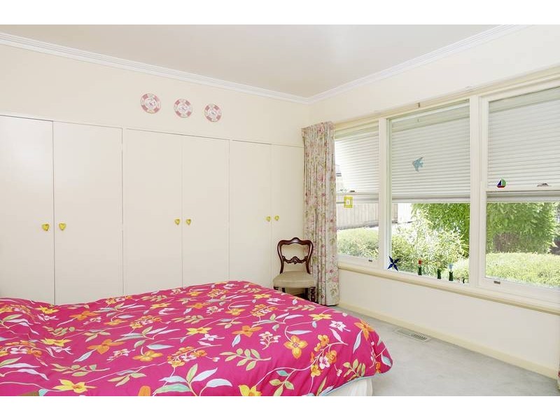 31 Vista Road, Newtown VIC 3220