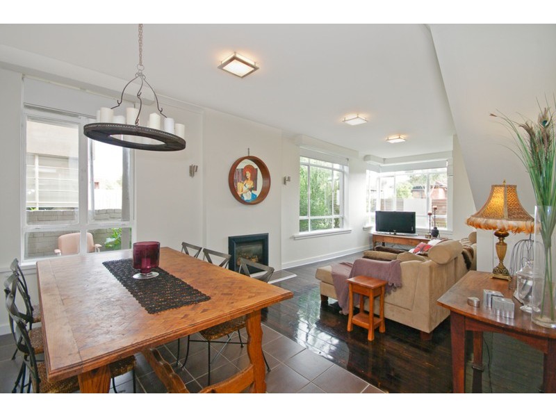 1 Trewheela Avenue, Manifold Heights VIC 3218