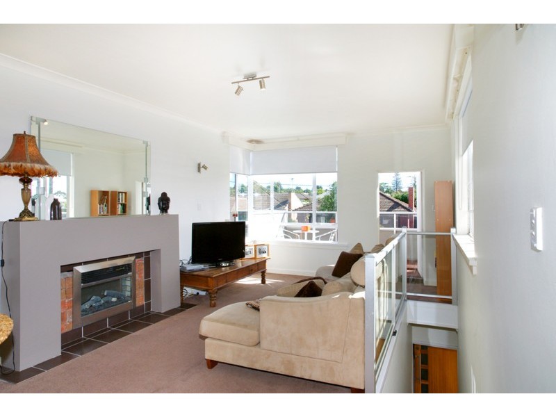 1 Trewheela Avenue, Manifold Heights VIC 3218