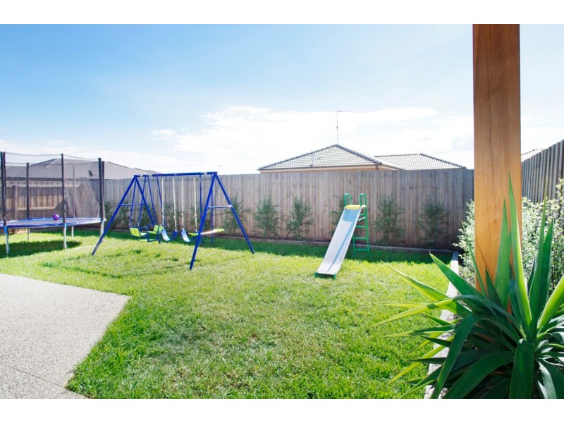 27 Killarney Avenue, Grovedale VIC 3216