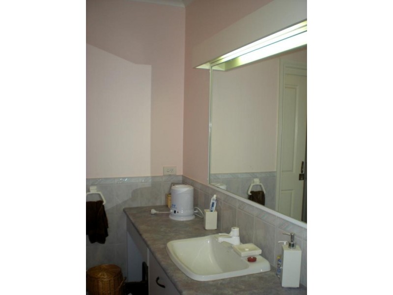 1 Evans Street, Belmont VIC 3216