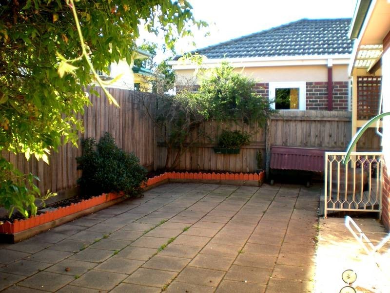 1 Evans Street, Belmont VIC 3216