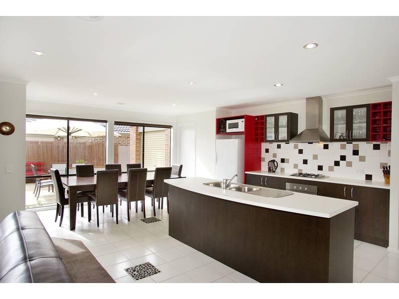 17 Wicklow Place, Grovedale VIC 3216