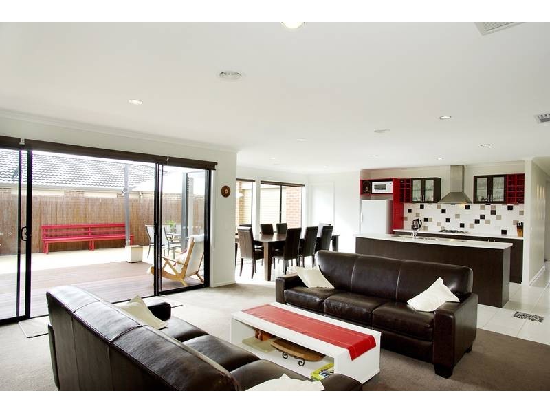 17 Wicklow Place, Grovedale VIC 3216