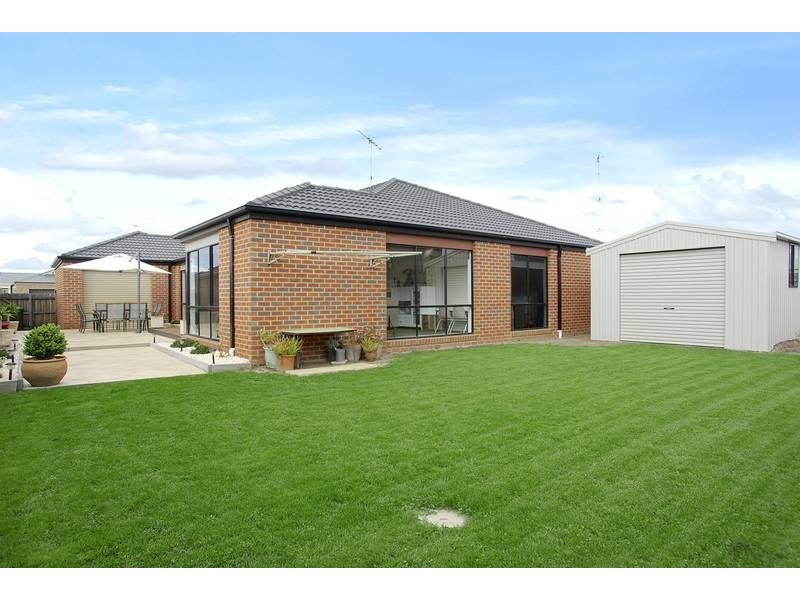 17 Wicklow Place, Grovedale VIC 3216