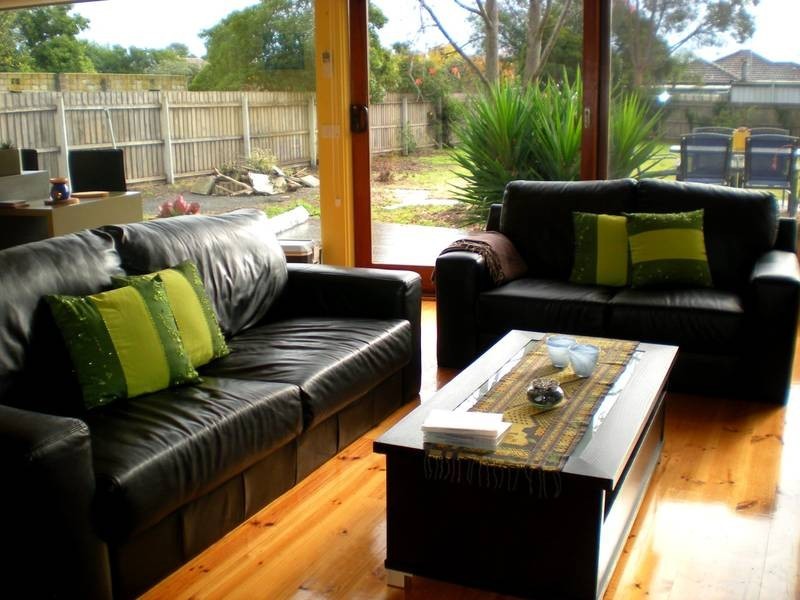 21 Karoomba Ave, Herne Hill VIC 3218