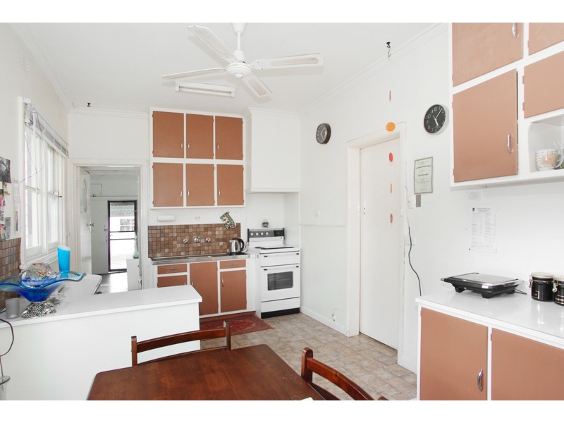 14 Wirksworth Street, Herne Hill VIC 3218