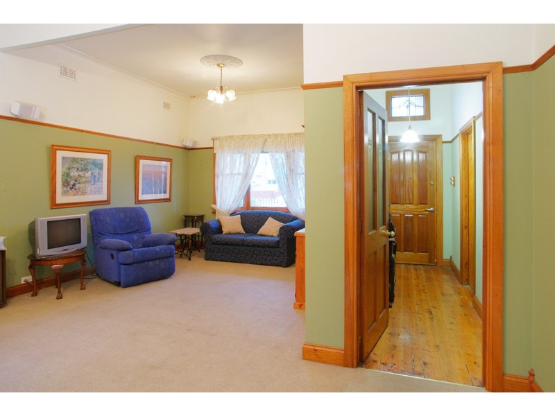 7 Arnott Street, Geelong West VIC 3218